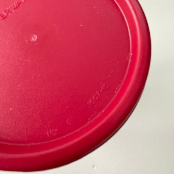 Tupperware 9” Round 4 Modular Mates 1643 + Red Seal Lids 1607 Lot 30oz Container - Picture 3 of 11